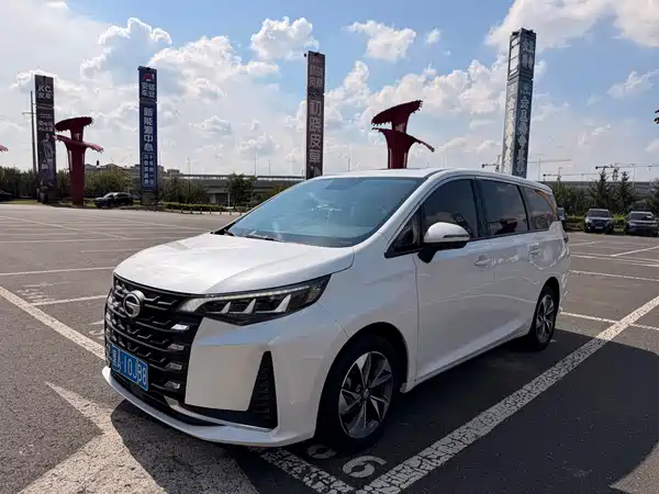 GAC Trumpchi M6 2022