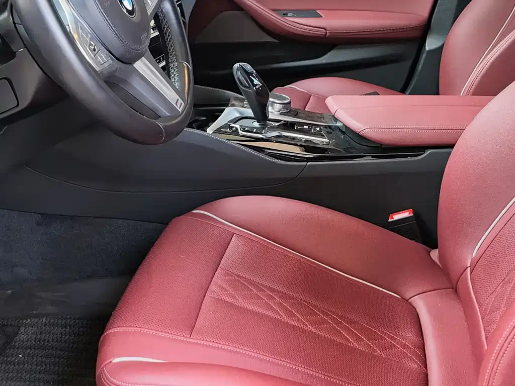 BMW 5 Series 2022 — фото 15