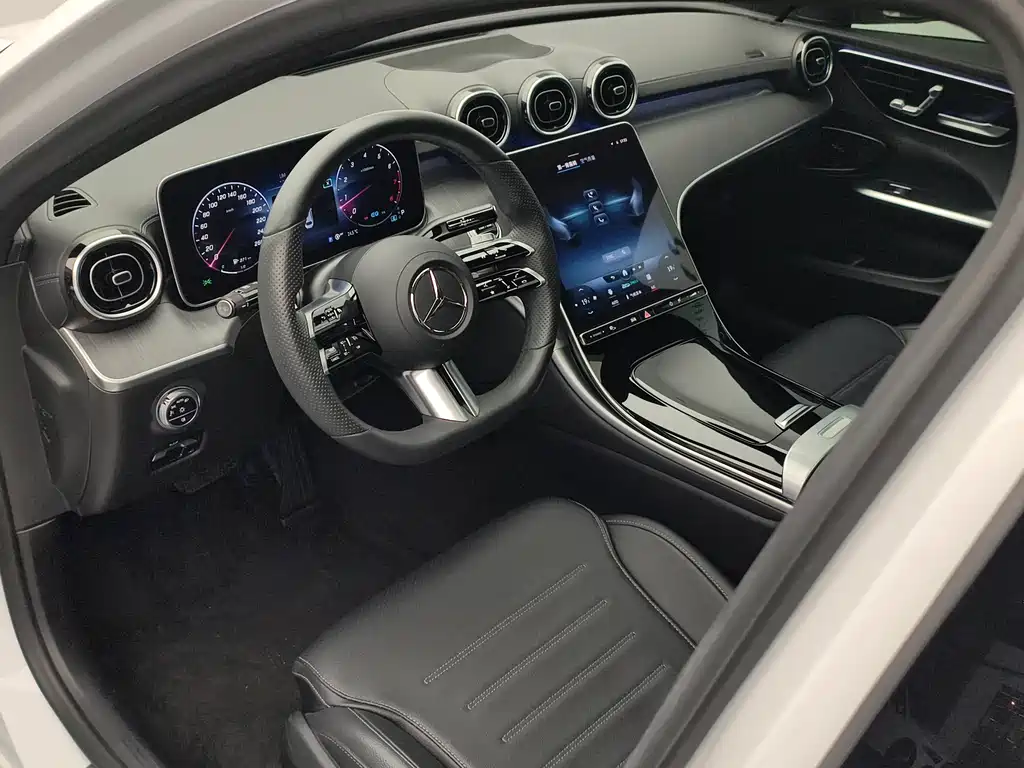 Mercedes-Benz C-Class 2022 — фото 10