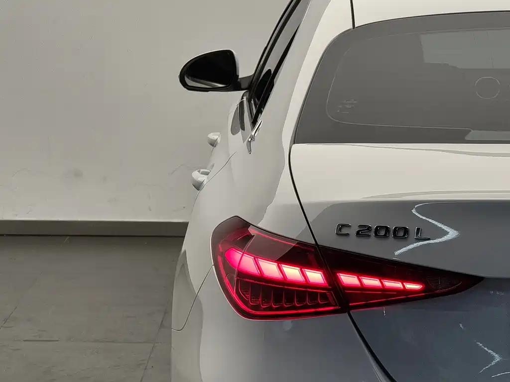 Mercedes-Benz C-Class 2022 — фото 19