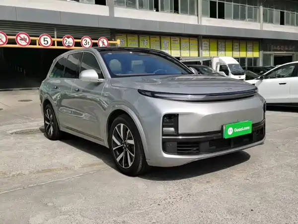 Li Auto L8 2023