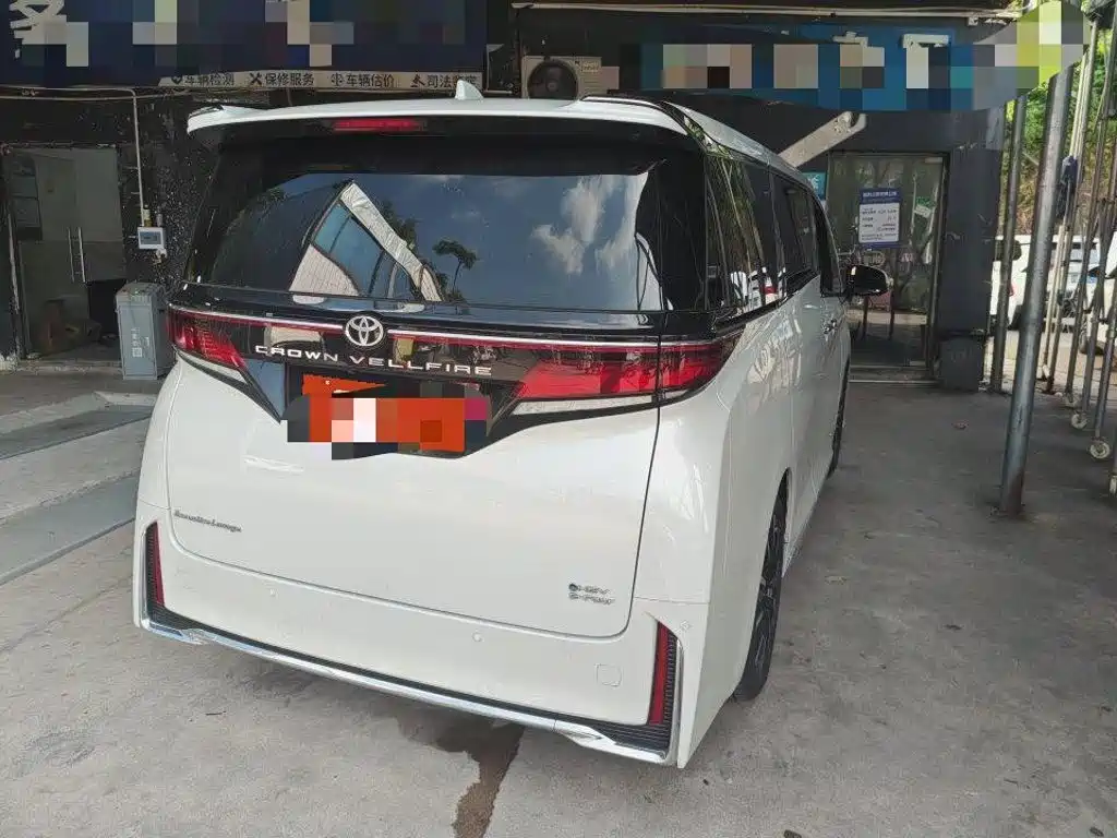 Toyota Vellfire 2024 — фото 4