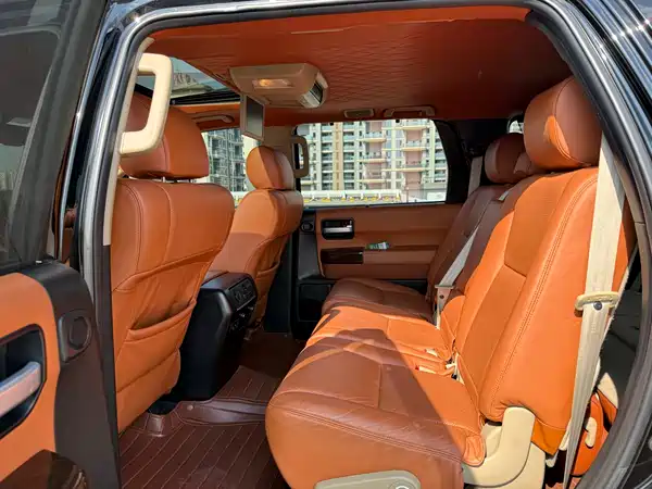 Toyota Sequoia 2015