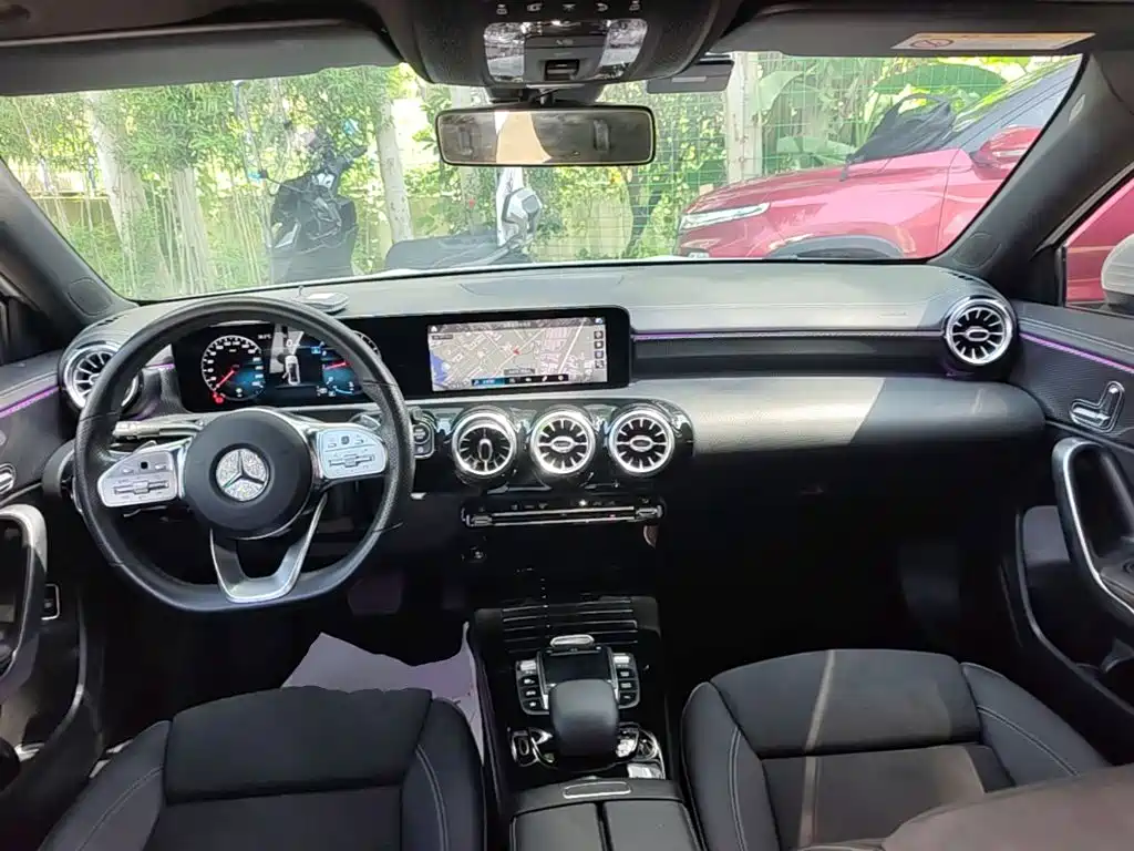 Mercedes-Benz A-Class 2021 — фото 10