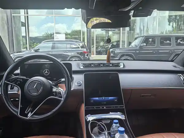 Mercedes-Benz S-Class 2021