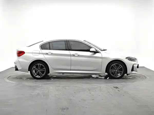 BMW 1 Series 2022