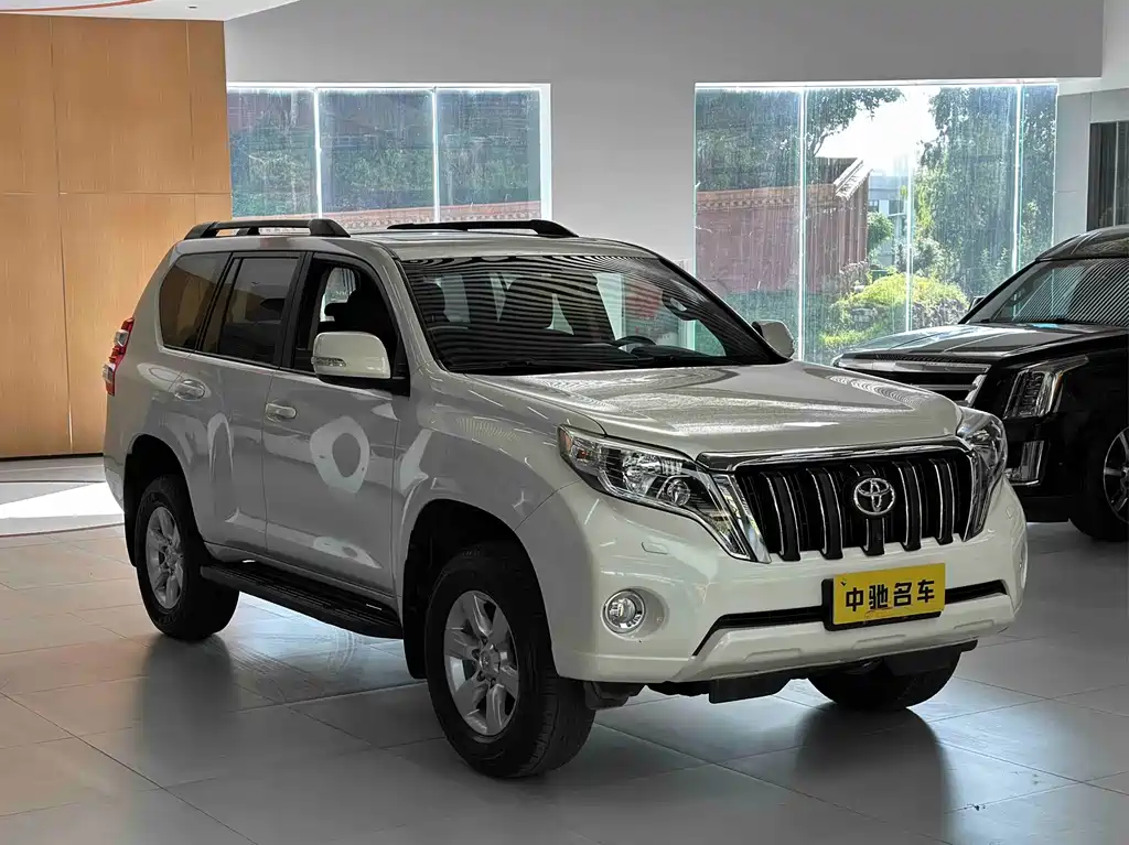 Toyota Prado 2016 — фото 3