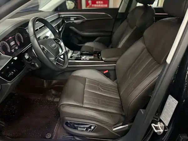 Audi A8 2023