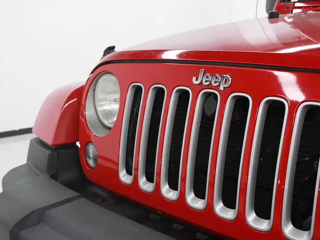 Jeep Wrangler 2016 — фото 13