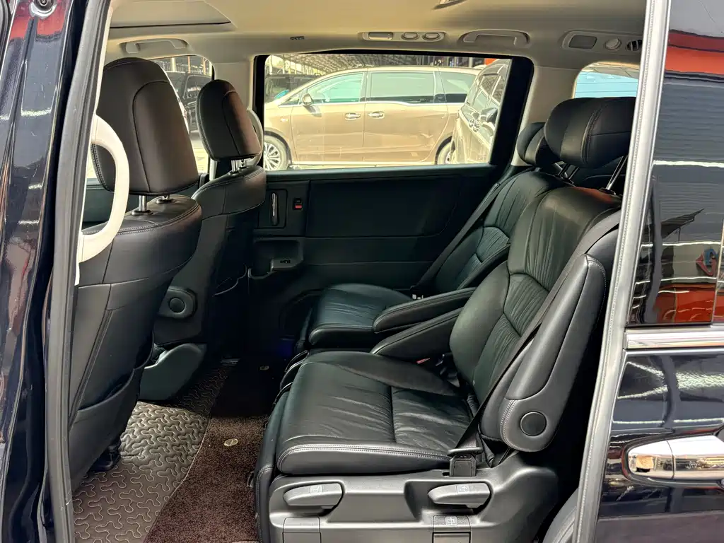 Honda Odyssey 2020 — фото 12