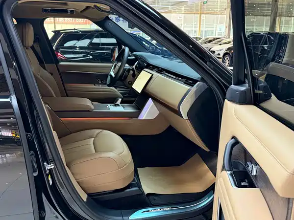 Land Rover Range Rover 2025