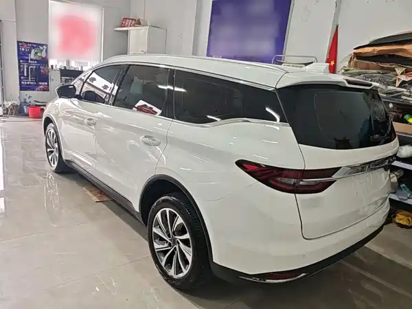 Geely Jiaji 2020