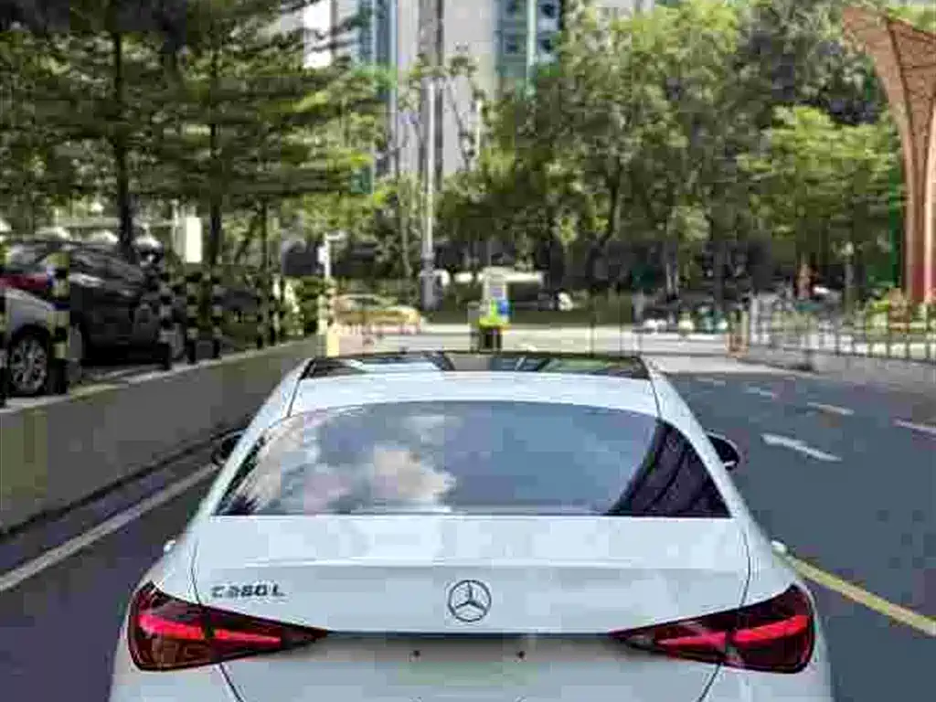 Mercedes-Benz C-Class 2022 — фото 5
