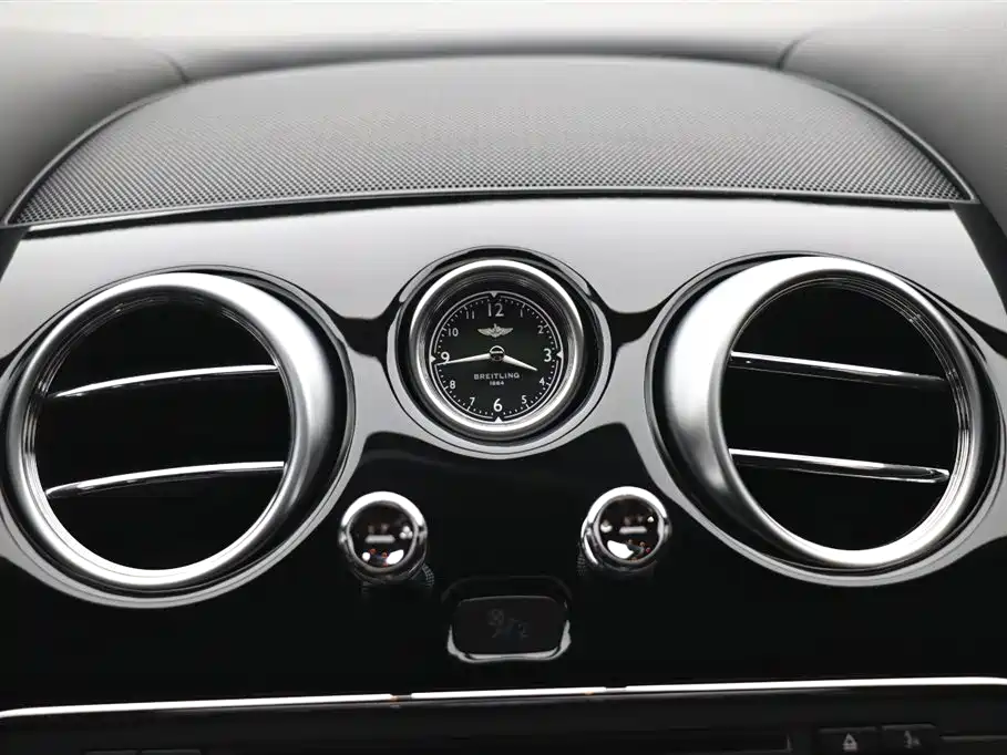 Bentley Flying Spur 2020 — фото 23