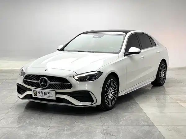 Mercedes-Benz C-Class 2024
