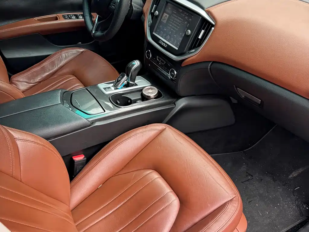 Maserati Ghibli 2015 — фото 21