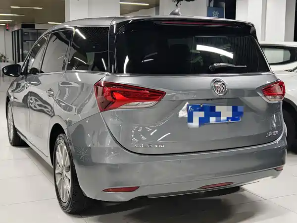 Buick GL6 2019