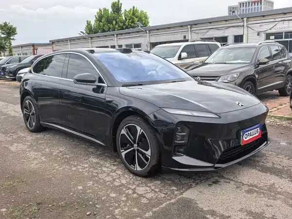 NIO ET5T 2025