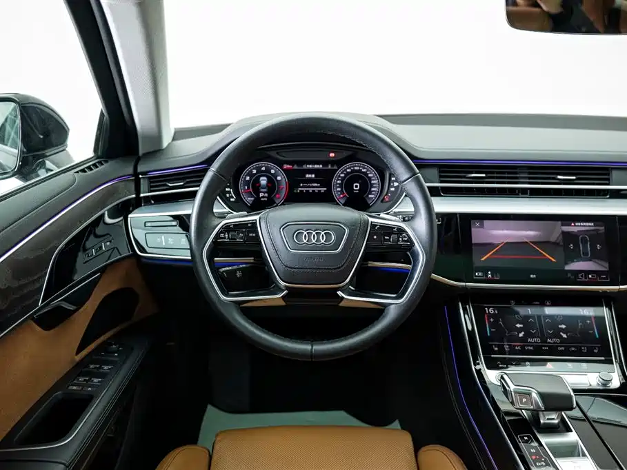 Audi A8 2025 — фото 21