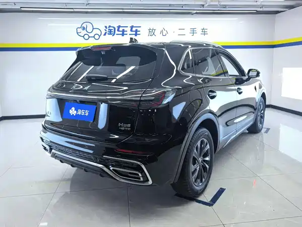 Hongqi HS5 2025