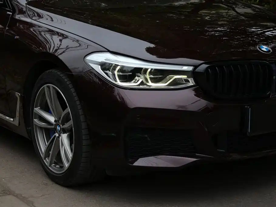 BMW 6 Series GT 2017 — фото 17