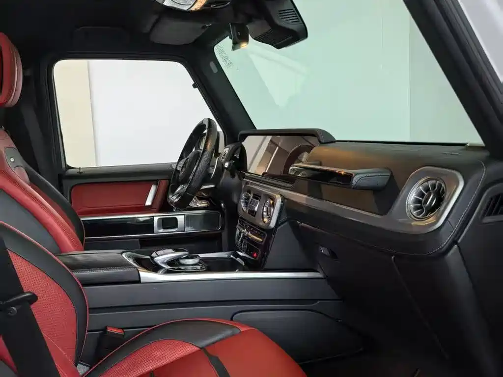 Mercedes-Benz G-Class AMG 2022 — фото 11