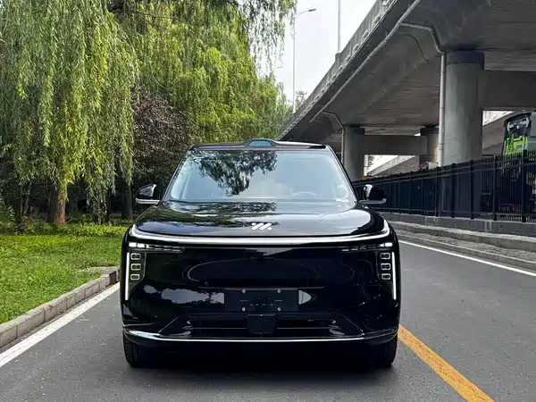 IM Motors LS9 2026