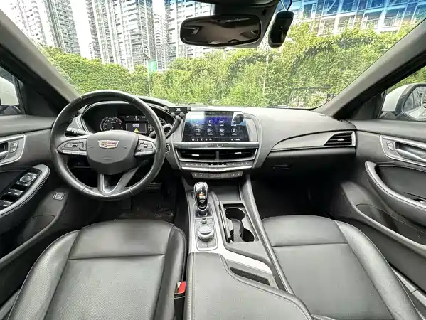 Cadillac CT5 2023