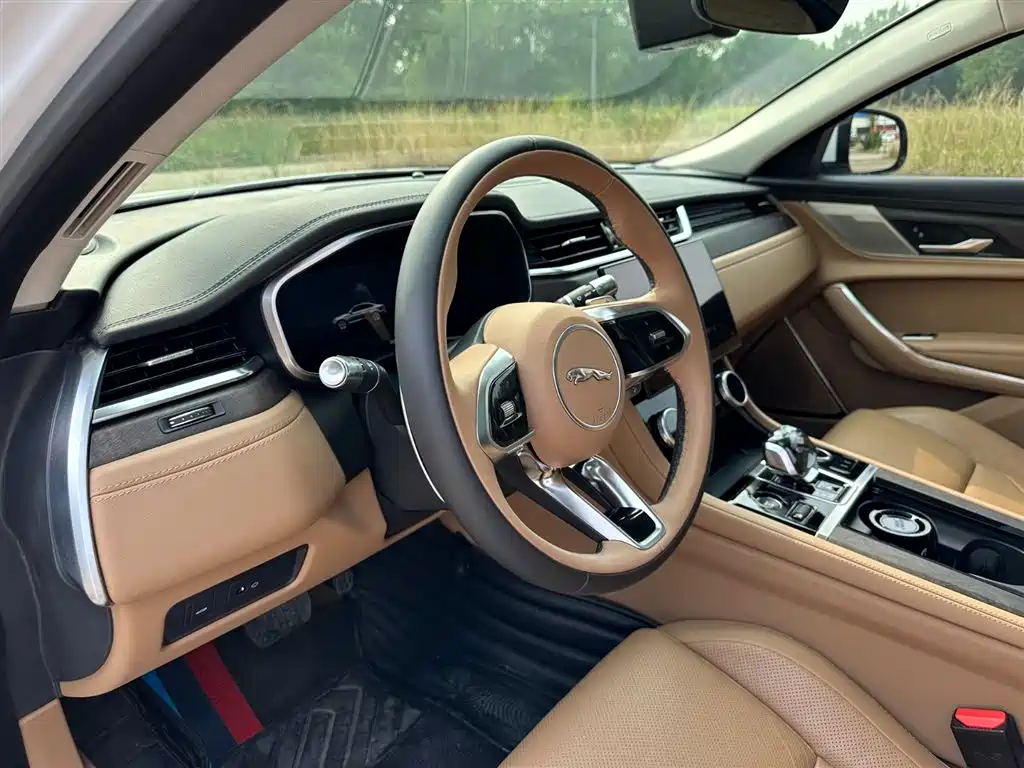 Jaguar XFL 2023 — фото 14