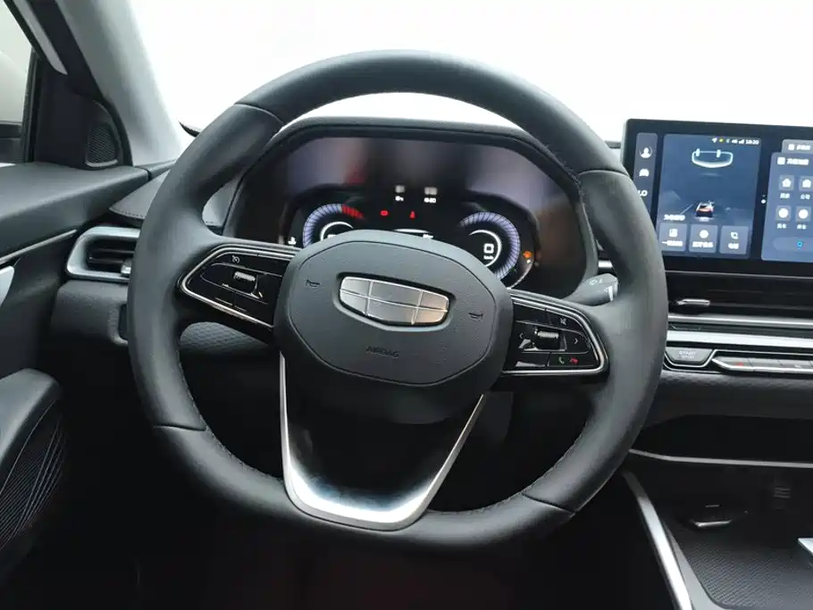 Geely Emgrand 2024 — фото 15