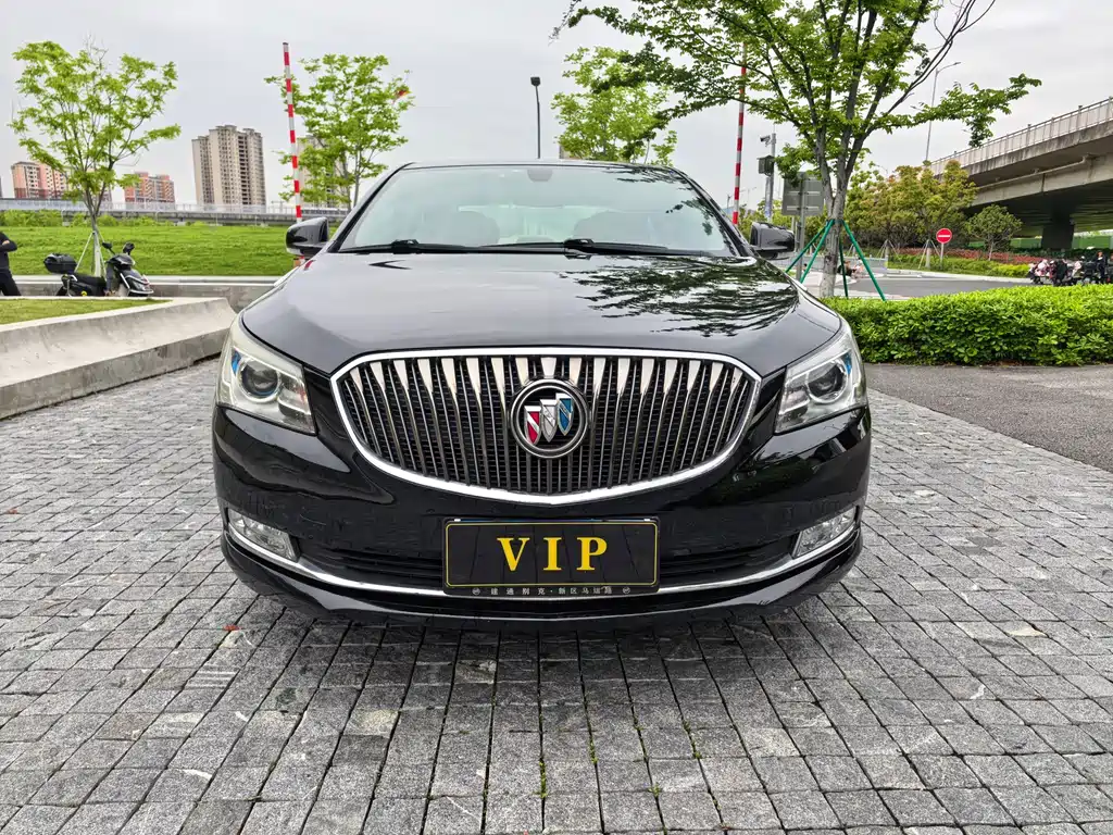 Buick LaCrosse 2014 — фото 2