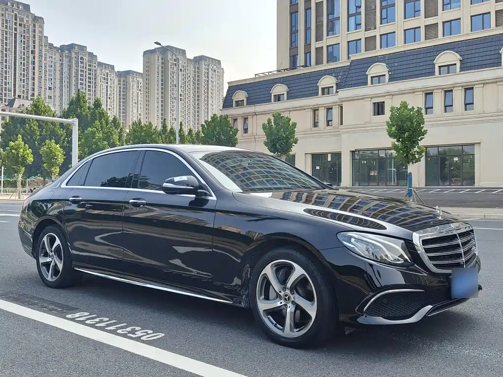 Mercedes-Benz E-Class 2018 — фото 3