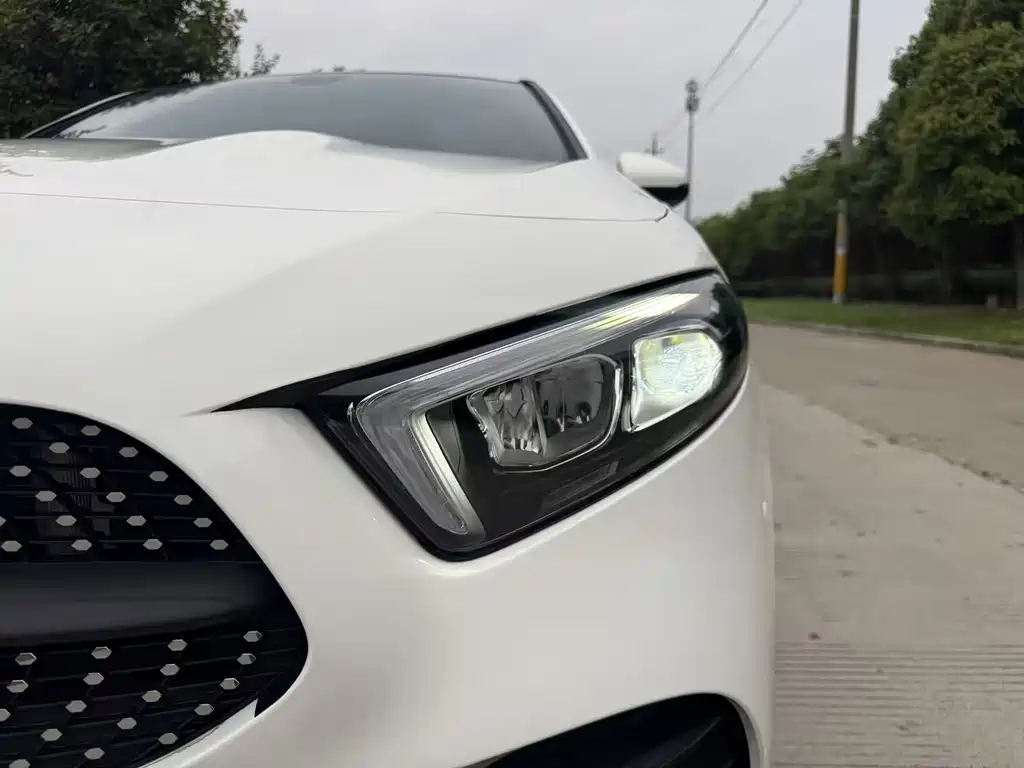 Mercedes-Benz A-Class 2023 — фото 6