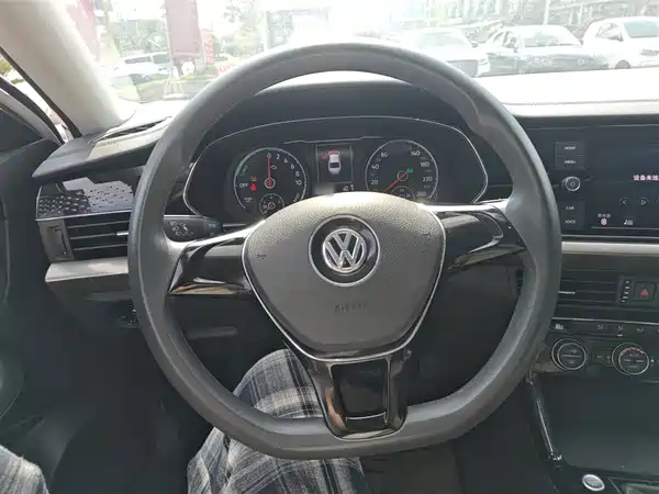 Volkswagen Passat Plug-In Hybrid 2019