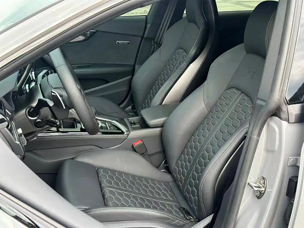 Audi RS 5 2023 — фото 18