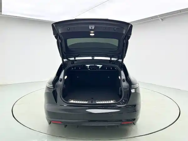 NIO ET5T 2025