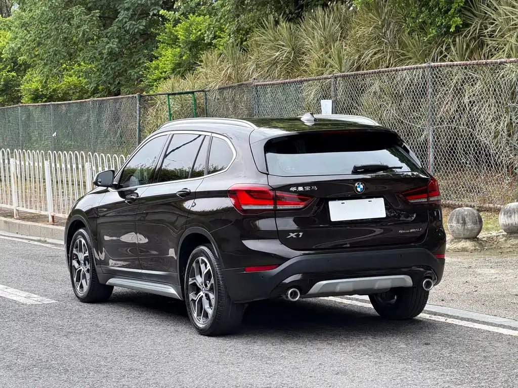 BMW X1 2022 — фото 9