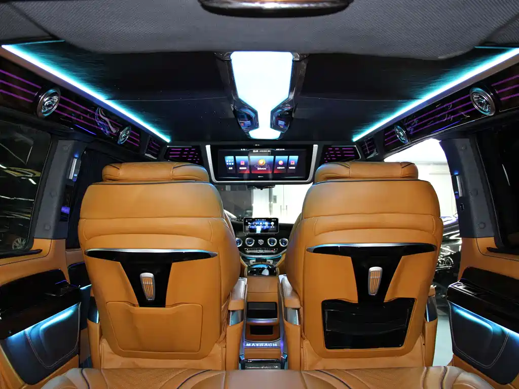 Mercedes-Benz Vito 2023 — фото 32
