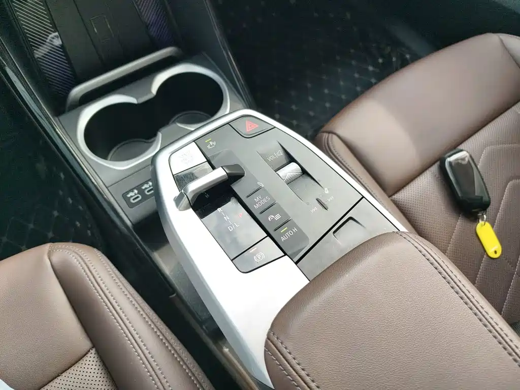 BMW X1 2024 — фото 10