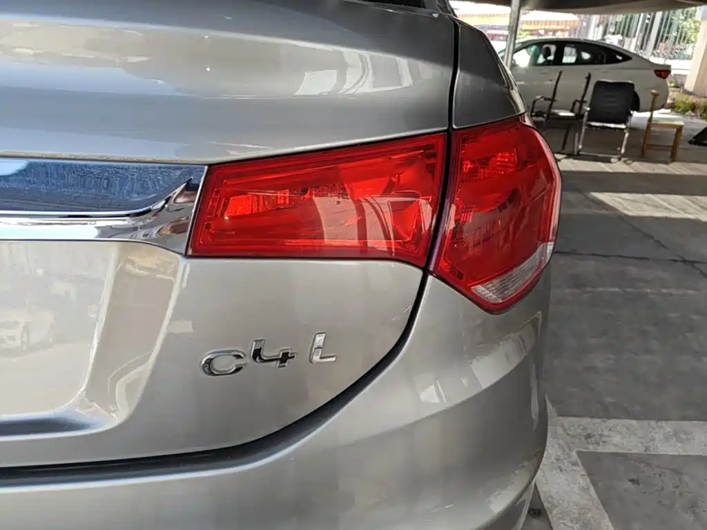 Citroën C4L 2016 — фото 8