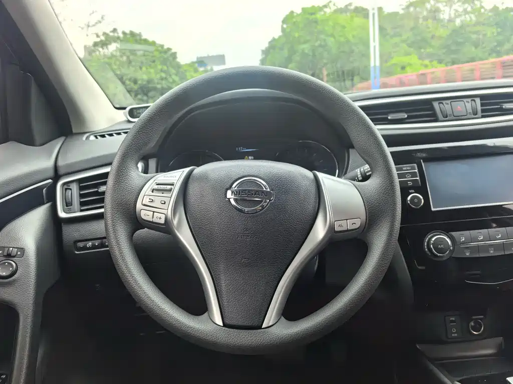 Nissan Qashqai 2017 — фото 15