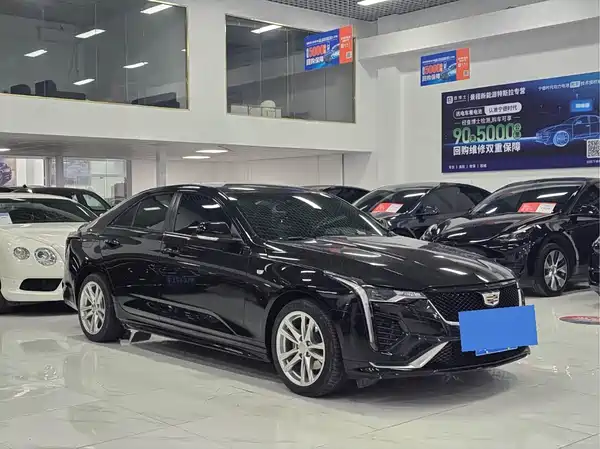 Cadillac CT4 2023