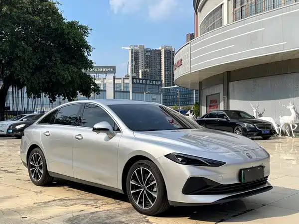 Roewe D7 2025