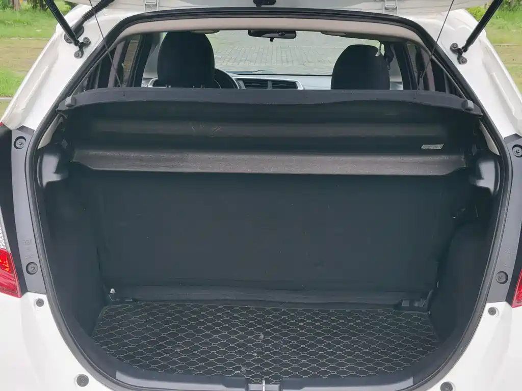 Honda Fit 2018 — фото 11