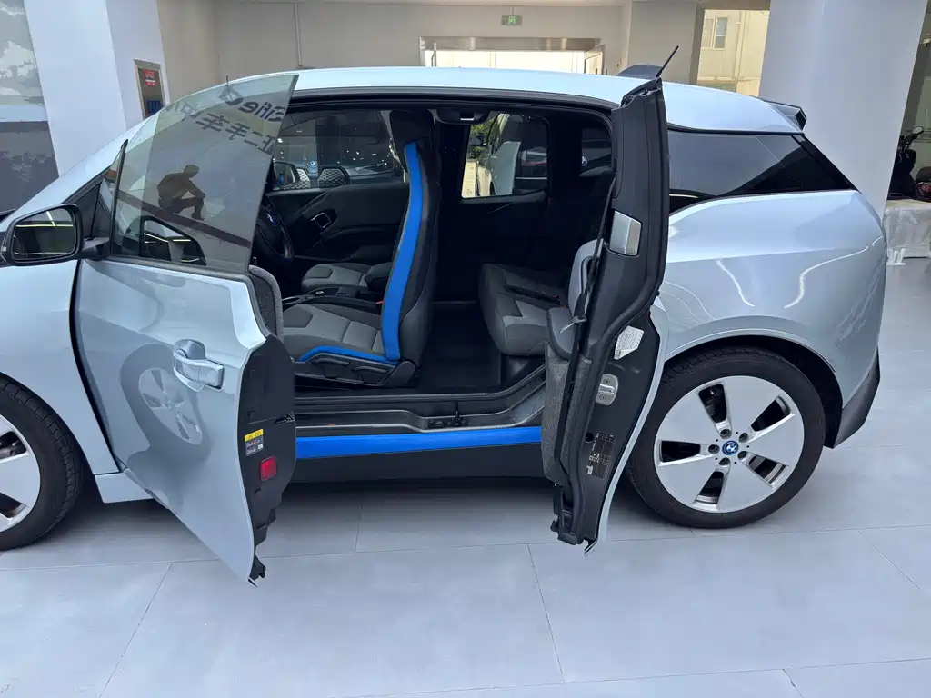 BMW i3 2017 — фото 15