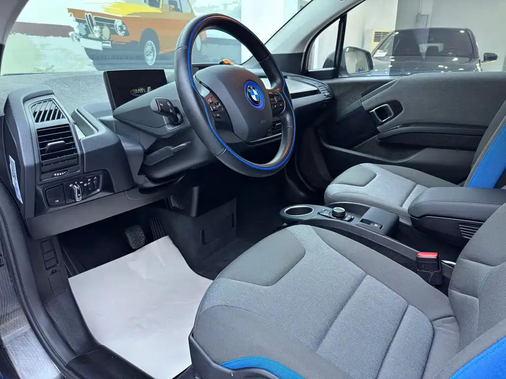 BMW i3 2017 — фото 11