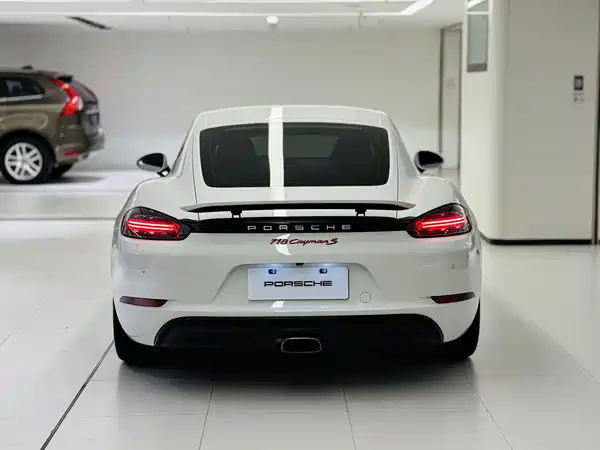 Porsche 718 2017