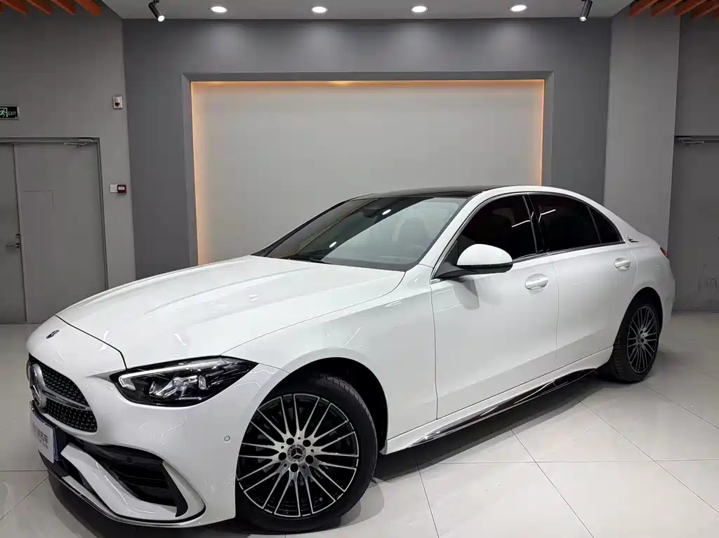 Mercedes-Benz C-Class 2022 — фото 1