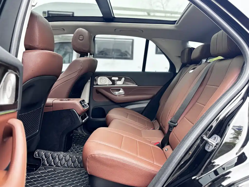 Mercedes-Benz GLE 2025 — фото 12