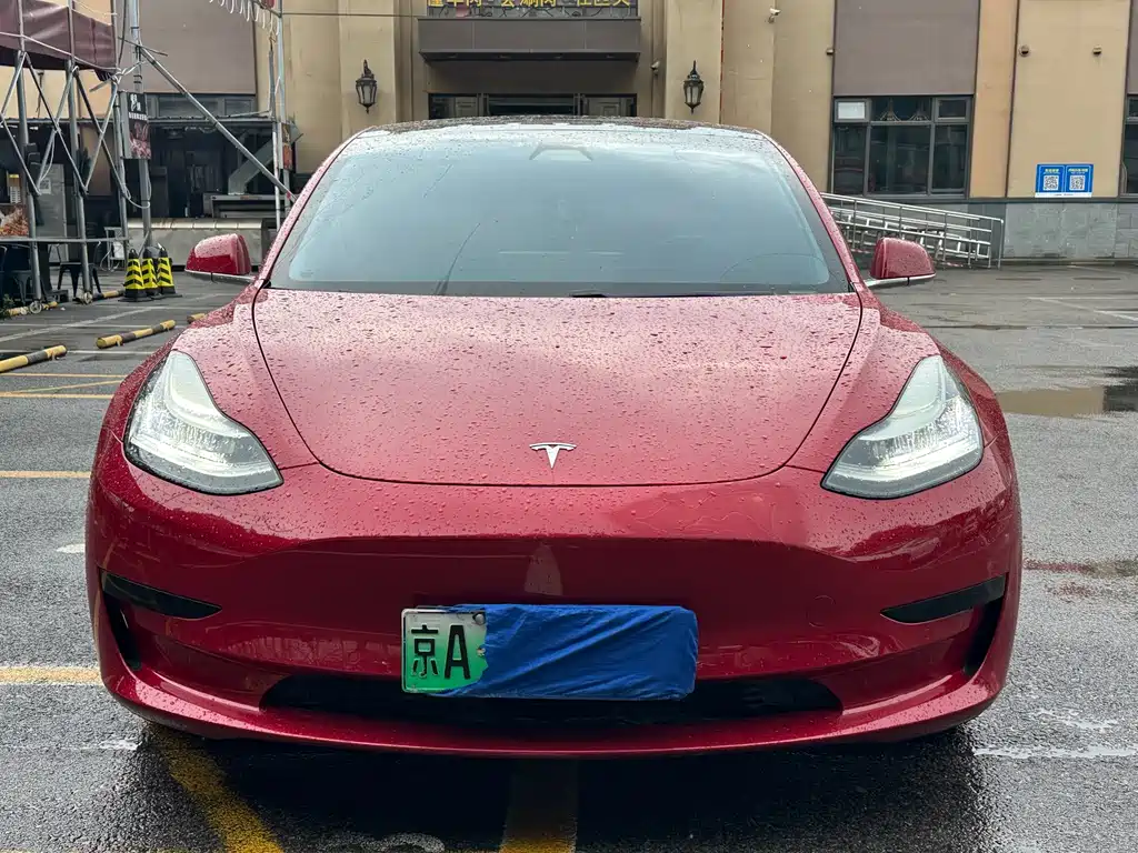 Tesla Model 3 2020 — фото 1